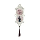 AO4102016 - Adorno Maria Passa na Frente MDF Branco Resinado - 32x10,2cm