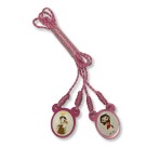 ES720108 - Escapulário N. Sra. do Carmo e Sagrado Coração de Jesus Infantil Acrílico Rosa - 60x1,4cm