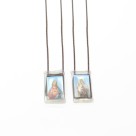 ES149001 - Escapulário N. Sra. Do Carmo e Sagrado Coração de Jesus Plástico c/ Tecido - 68x1,3cm