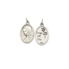 MD1180009P2 - Medalha N. Sra. Rainha da Paz Italiana Oval Prateada c/ 2un. - 2,5x1,7cm