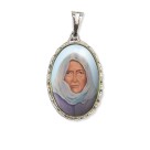 MD128048 - Medalha Nha chica Rendada Níquel - 5x2,5cm